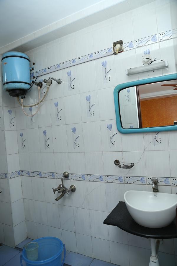 Sri Srinivasar Residency Hotel Vellore Exterior photo