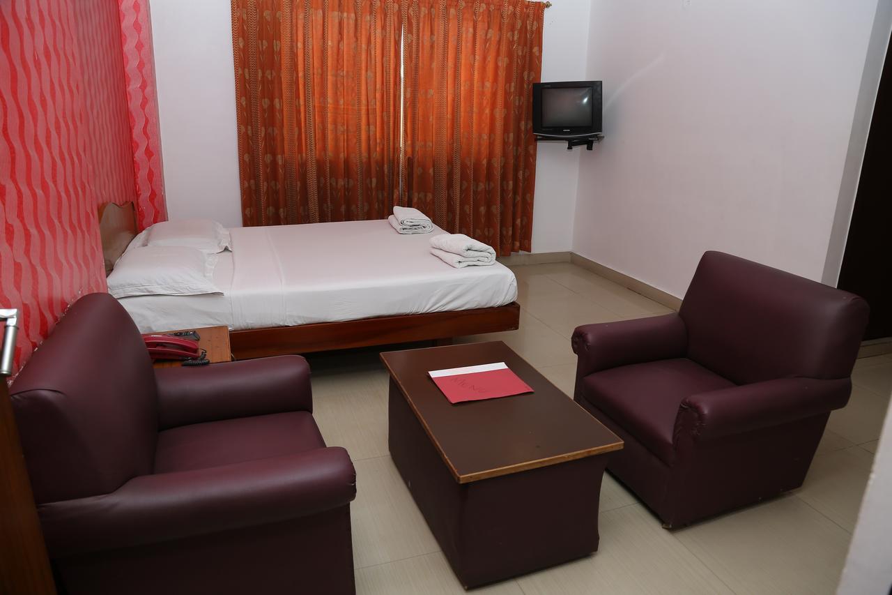 Sri Srinivasar Residency Hotel Vellore Exterior photo